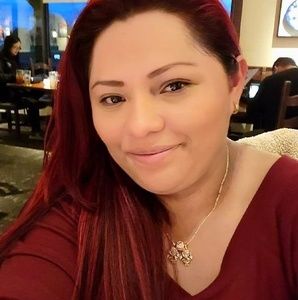 Meet your Posher, Lesly